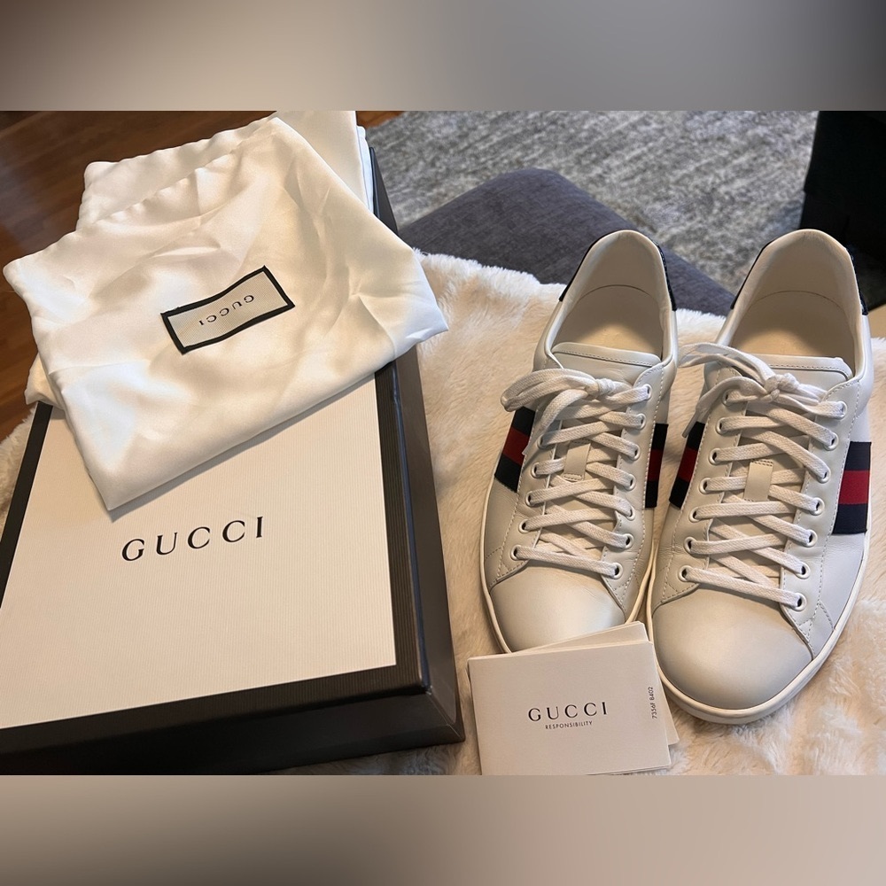 Gucci mens Ace leather sneakers
